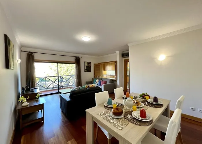 Albufeira Modern 4 With Pool By Homing