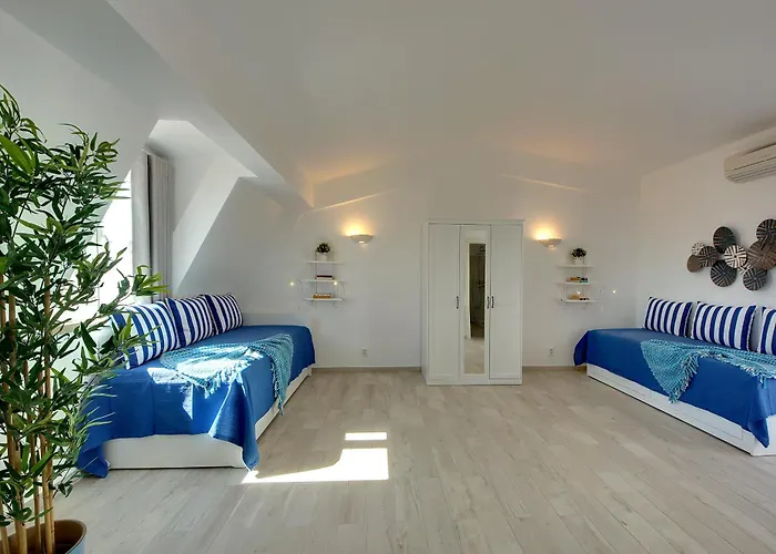 Apartamentos Tucha