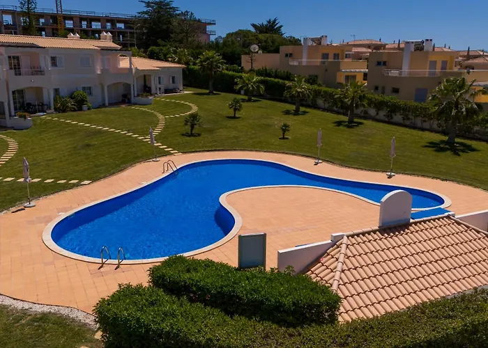 Ground Floor With Pool
