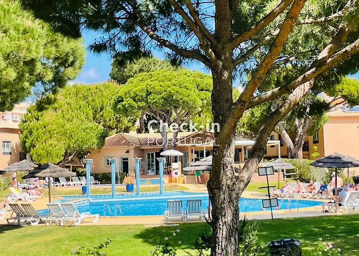 Bicos 101 - Shared Pool - 4 Guests - Albufeira