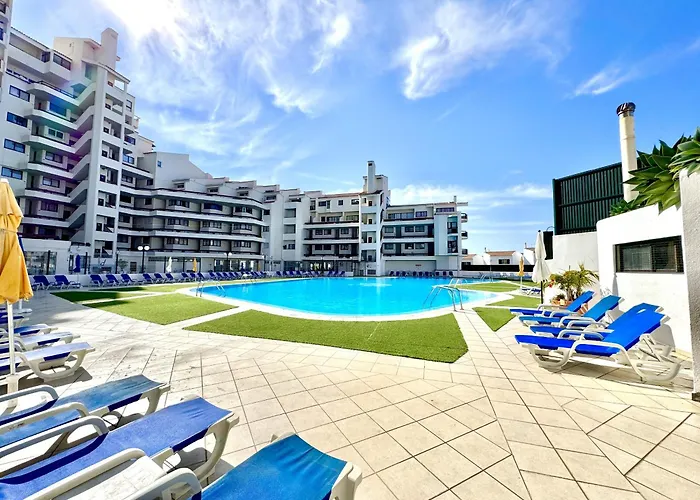 Albufeira Skylight 1 With Pool By Homing Apartamento, Portugal