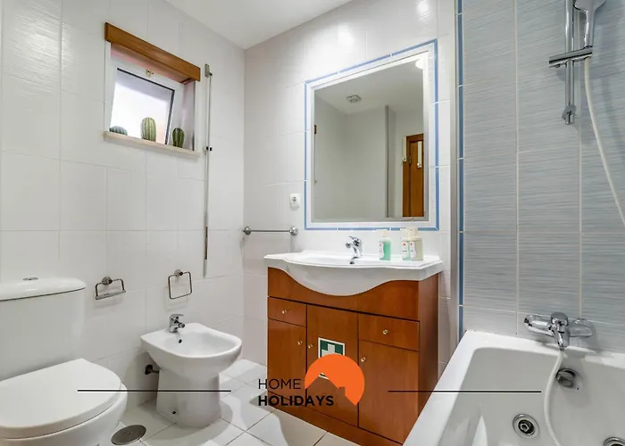 #172 Falesia Beach Apartment Walk To Sand Albufeira, Portugal