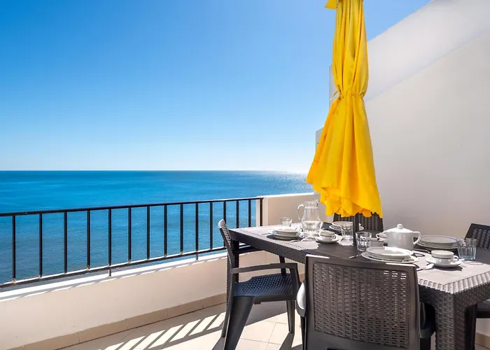 Ferienwohnung Sunset Azul - Sea View - Free Wifi - By Bedzy Albufeira, Portugal