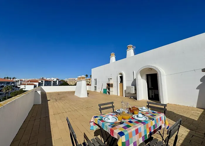 Albufeira Central 8 By Homing, Portugal