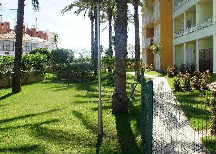 Pool & Garden Oura Albufeira Flat Villa, Portugal